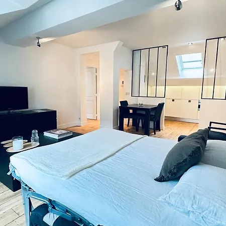 Апартаменты One - Last Floor - Vendome / Madeleine *