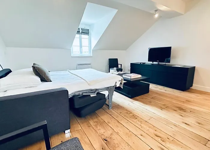 One - Last Floor - Vendome / Madeleine *